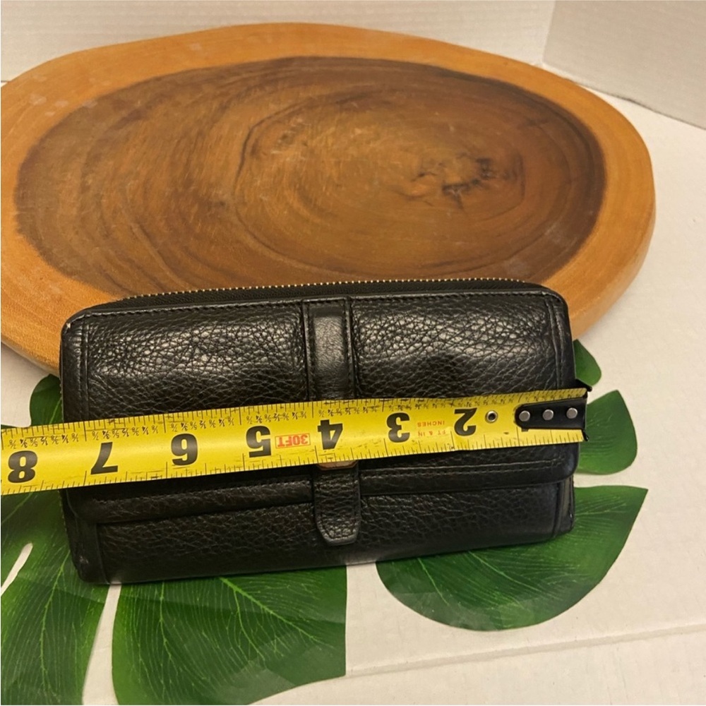 Tory Burch Black Pebbled Leather Continental Wallet with Gold Logo Accent - Picture 10 of 12